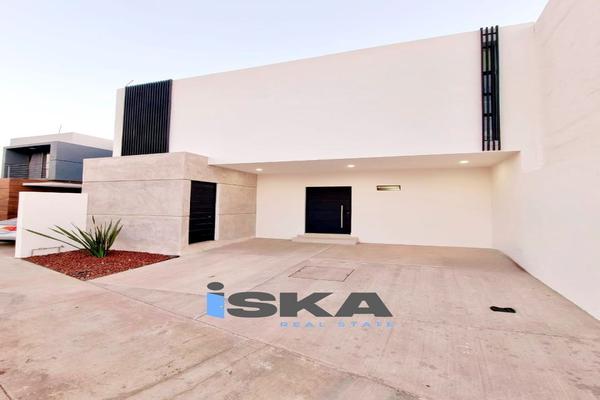 Foto de inmueble en  , Col. Diamantes C.P. 28047, Colima