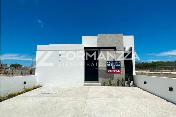 Foto de inmueble en  , Col. Diamantes C.P. 28047, Colima