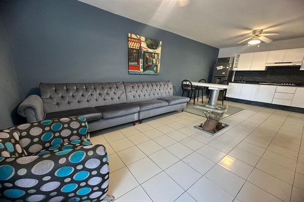 Foto de inmueble en Distrito B-4, Col. Leones C.P. 64600, Monterrey