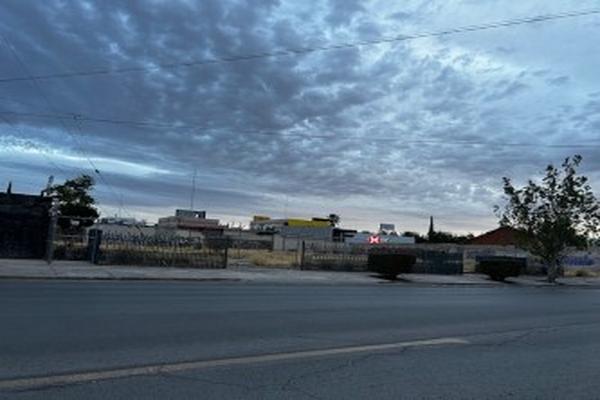 Foto de inmueble en  , Col. División del Norte Etapa I, II y III C.P. 31064, Chihuahua