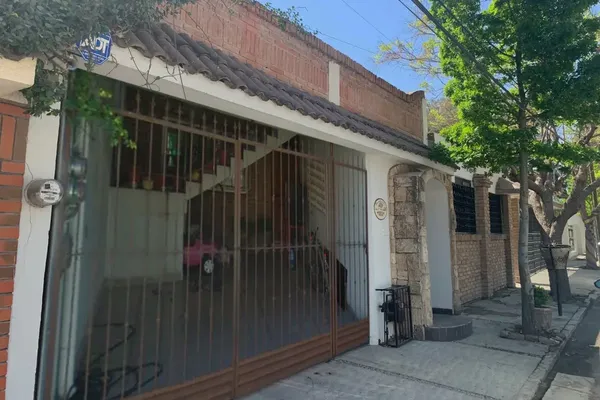 Foto de inmueble en Dr. Jesús María Farías #130, Col. Los Doctores C.P. 25250, Saltillo