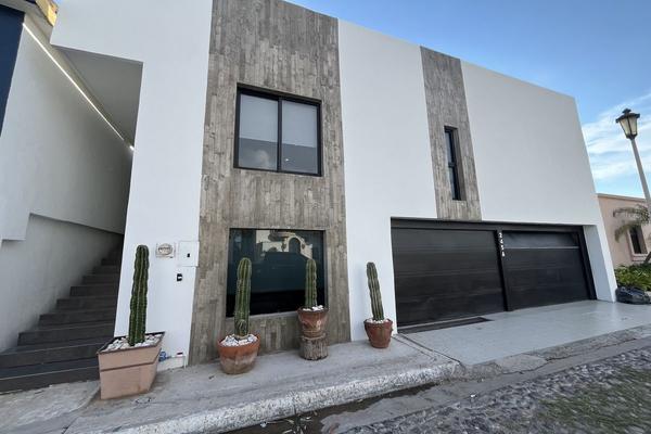 Foto de inmueble en Doña Sol, Col. El Cid C.P. 82110, Mazatlán