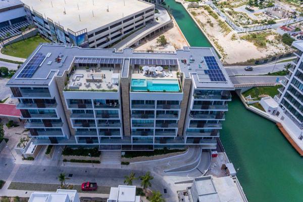 Foto de inmueble en Puerto Cancun, Col. Cancún Centro C.P. 77500, Benito Juárez