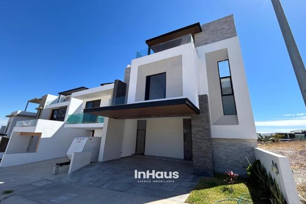 Foto de inmueble en Avenida Paseo del Pacífico, Col. Sonterra Residencial II C.P. 82124, Mazatlán