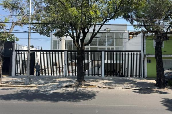 Foto de inmueble en Viaducto Tlalpan, Col. San Lorenzo Huipulco C.P. 14370, Tlalpan