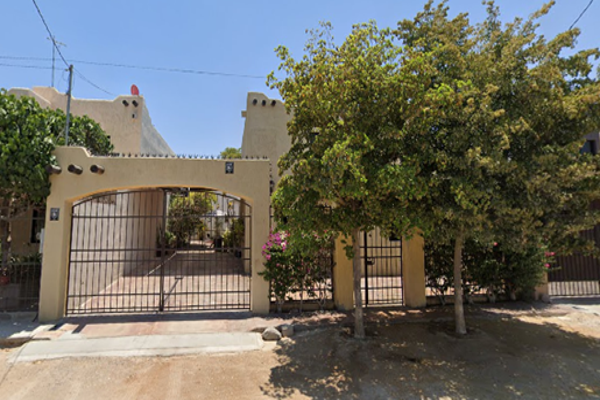 Foto de inmueble en Calle Agua Dulce 111 #111, Col. San Marino C.P. 23090, La Paz