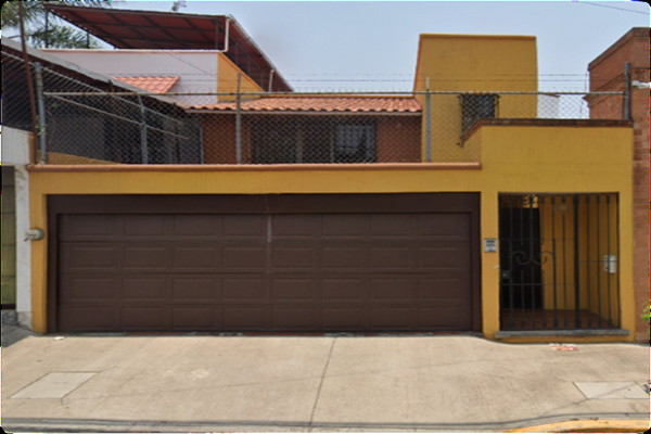 Foto de inmueble en Abedul, Col. Las Fuentes C.P. 59699, Zamora