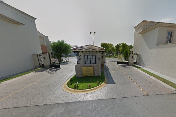 Foto de inmueble en P.º Windsor, Puerta Real, 27015 Torreón, Coah. #122 B, Col. Puerta Real C.P. 27015, Torreón