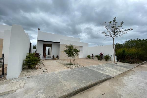 Foto de inmueble en CASA EN VENTA AMARANTA CONKAL, Col. Praderas del Mayab C.P. 97347, Conkal