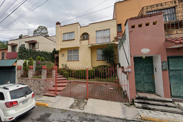 Foto de inmueble en Calle Cruz del Río #s/n, Col. Santa Cruz del Monte C.P. 53110, Naucalpan de Juárez