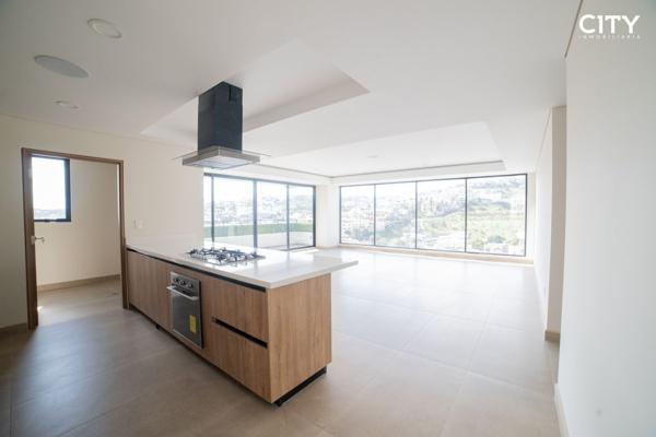 Foto de inmueble en Av Chaparral #4988, Col. Lomas de Agua Caliente C.P. 22024, Tijuana