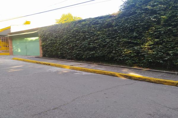 Foto de inmueble en Plutarco Elías Calles #s/n, Col. Club de Golf C.P. 62030, Cuernavaca