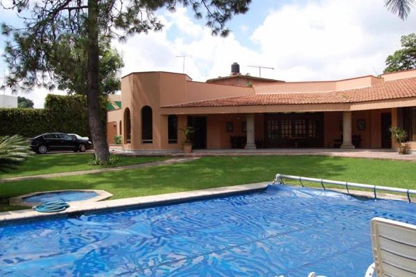 Foto de inmueble en Paseo de los Naranjos #64, Col. Los Limoneros C.P. 62304, Cuernavaca