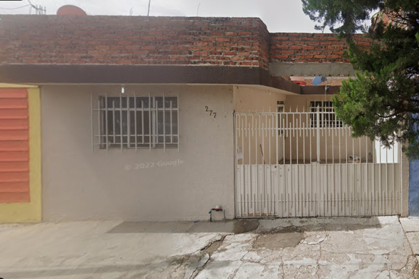Foto de inmueble en Rey Alfonso XIII 277 #277, Col. Del Bosque C.P. 36570, Irapuato