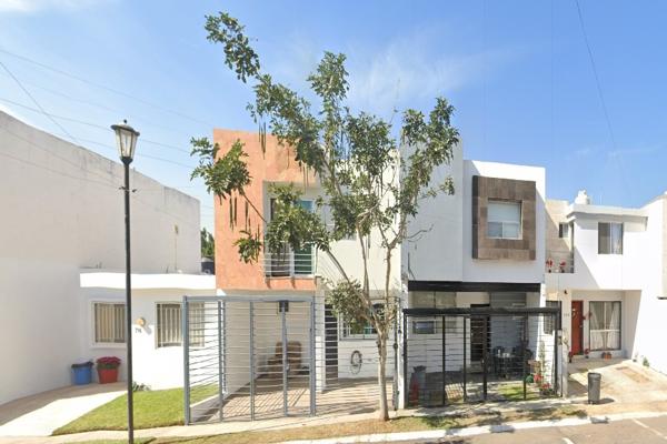 Foto de inmueble en Paseo del Cedro, Col. Bosques Del Centinela I C.P. 45187, Zapopan