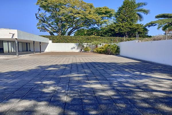 Foto de inmueble en Avenida San Juan #s/n, Col. Chapultepec C.P. 62450, Cuernavaca