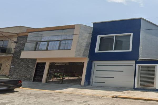 Foto de inmueble en Esmeralda  #61, Col. 15 de Agosto C.P. 94330, Orizaba