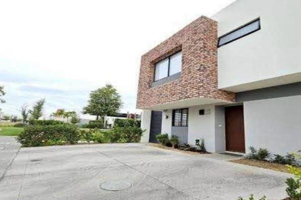 Foto de inmueble en Laureles y Juan Gil Preciado #s/n, Col. Lomas de Zapopan C.P. 45130, Zapopan