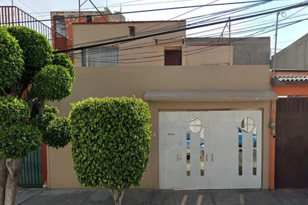 Foto de inmueble en Antonio Ancona #s/n, Col. Constitución de 1917 C.P. 09260, Iztapalapa
