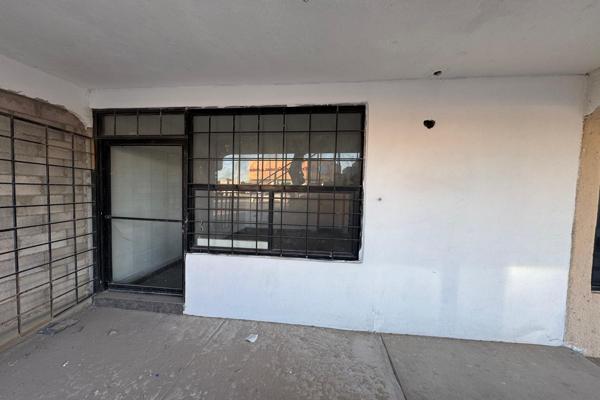Foto de inmueble en Blvd Benito juarez, Col. Puerto Peñasco Centro C.P. 83550, Puerto Peñasco