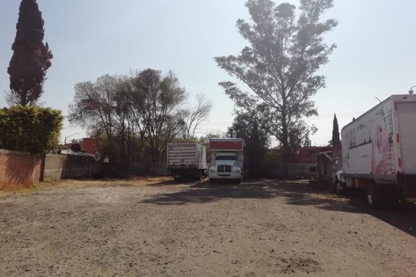 Foto de inmueble en av central, Col. Jardines de Morelos Sección Cerros C.P. 55070, Ecatepec de Morelos