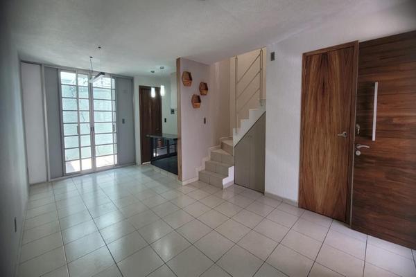 Foto de inmueble en valle verde  #11, Col. Jardines de Miraflores C.P. 45601, San Pedro Tlaquepaque