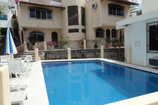 Foto de inmueble en condesa #1254, Col. Condesa C.P. 39690, Acapulco de Juárez