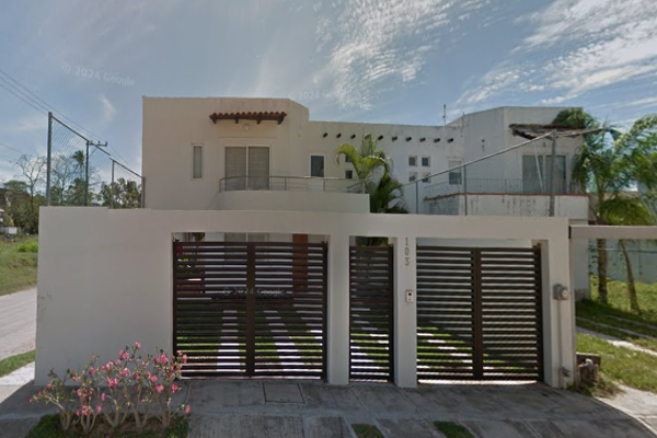 Foto de inmueble en Orca, Col. Delfines C.P. 48325, Puerto Vallarta
