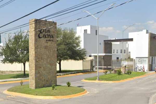 Foto de inmueble en Avenida los Encinos, Col. Encinos Residencial C.P. 66634, Apodaca