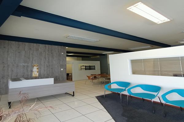 Foto de inmueble en OFICINAS AMUEBLADAS 7 PRIVADOS RECEPCIÓN Y SALA DE JUNTAS, Col. Fuentes del Santuario C.P. 31205, Chihuahua