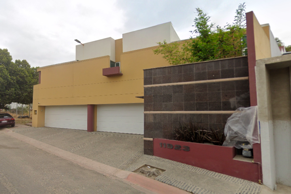 Foto de inmueble en Calle Oaxtepec #11923, Col. Hacienda Agua Caliente C.P. 22030, Tijuana