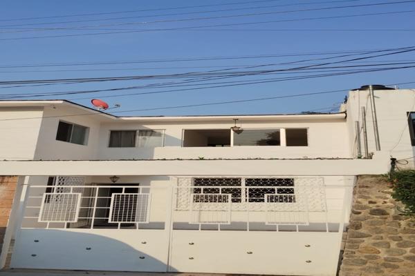 Foto de inmueble en begonia #7, Col. Las Quintas C.P. 62450, Cuernavaca