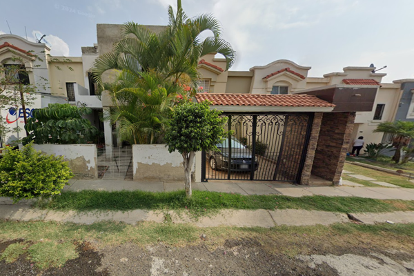 Foto de inmueble en Calle Rio Calderon  #1394, Col. Rinconada de San Lorenzo C.P. 45410, Tonalá