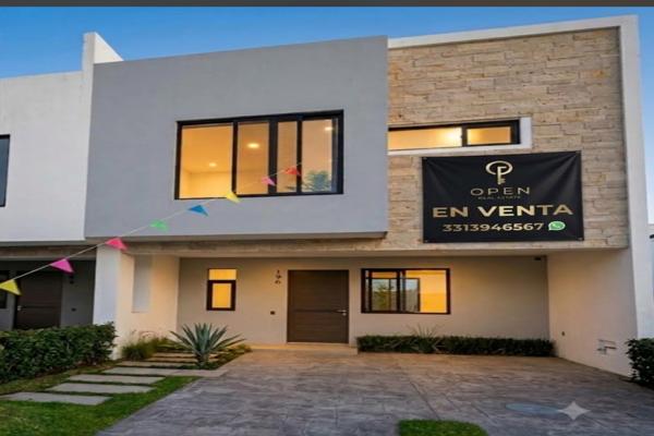 Foto de inmueble en Av. Vuelo de las Grullas 200, 45645 San Agustín, Jal. #200