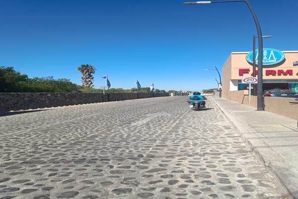 Foto de inmueble en Boulevard Hacienda del Jacal #s/n, Col. La Joya C.P. 76180, Querétaro