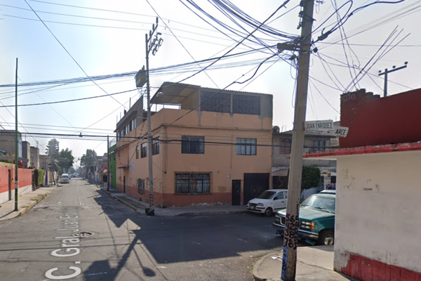 Foto de inmueble en Juan Escutia #s/n, Col. Juan Escutia C.P. 09100, Iztapalapa