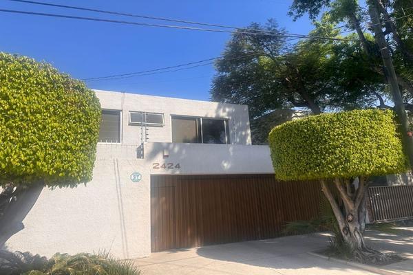Foto de inmueble en Efraín Gonzales Luna, Col. Arcos Vallarta C.P. 44130, Guadalajara