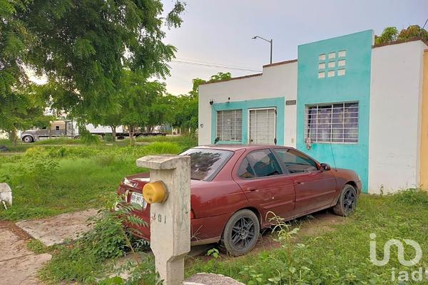 Foto de inmueble en EJE 2 -A #10373, Col. Pradera Dorada C.P. 82139, Mazatlán