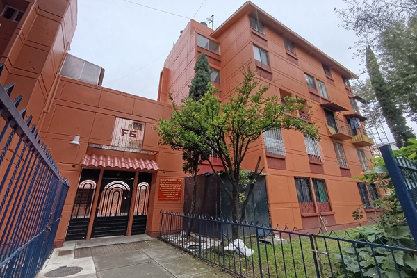 Foto de inmueble en Eje 5 norte, Col. San Martín Xochinahuac C.P. 02120, Azcapotzalco
