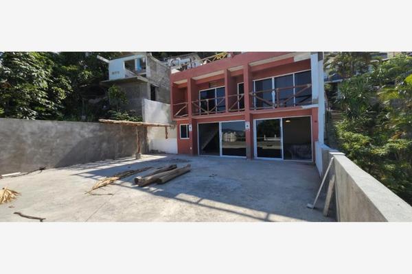 Foto de inmueble en Ejército Nacional #35, Col. Nuevo Centro de Población C.P. 39860, Acapulco de Juárez