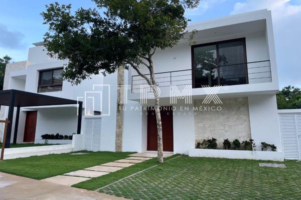 Foto de inmueble en  , Col. Ejidal C.P. 77760, Tulum