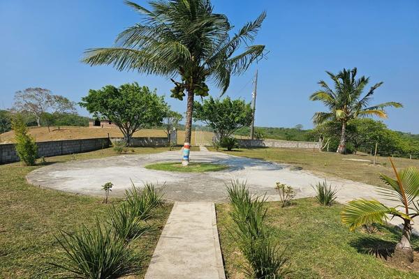 Foto de inmueble en El Arroyo, Col. Alfonso Arroyo Flores C.P. 92834, Tuxpan