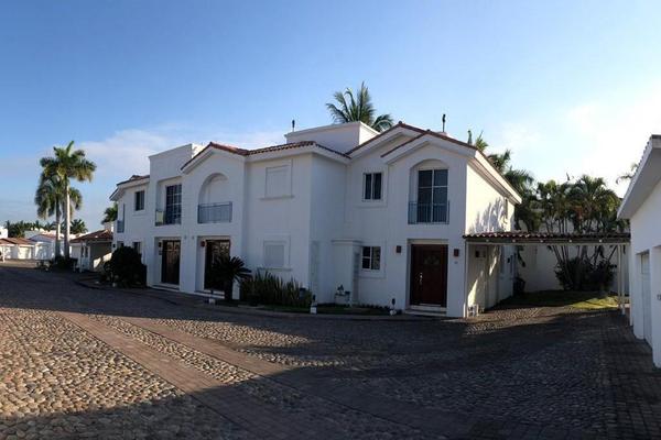 Foto de inmueble en  , Col. El Cid C.P. 82110, Mazatlán