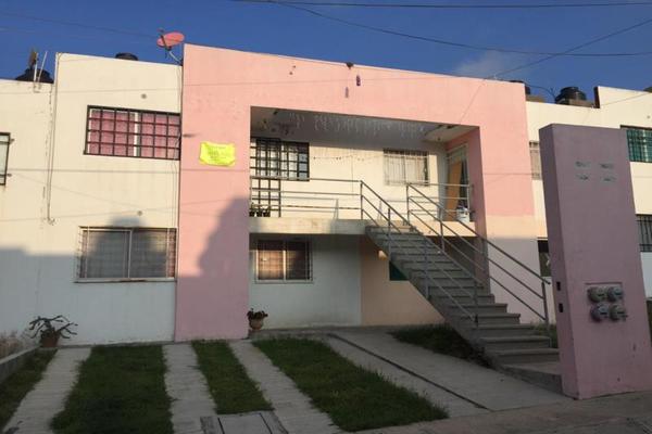 Foto de inmueble en el consuelo #100, Col. Hacienda del Sol C.P. 58880, Tarímbaro