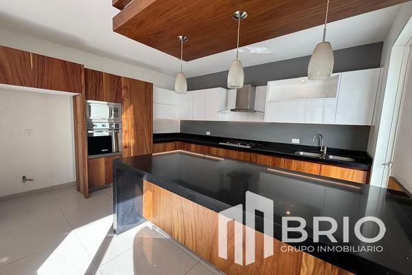 Foto de inmueble en  , Col. El Lago C.P. 34193, Durango