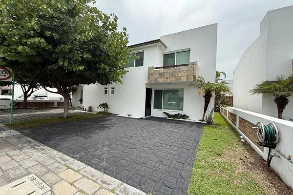 Foto de inmueble en  , Col. El Mirador C.P. 76134, Querétaro