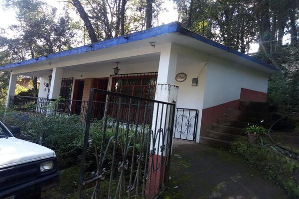 Foto de inmueble en El Naranjo, Col. San Miguel Chichimequillas de Escobedo C.P. 61512, Zitácuaro