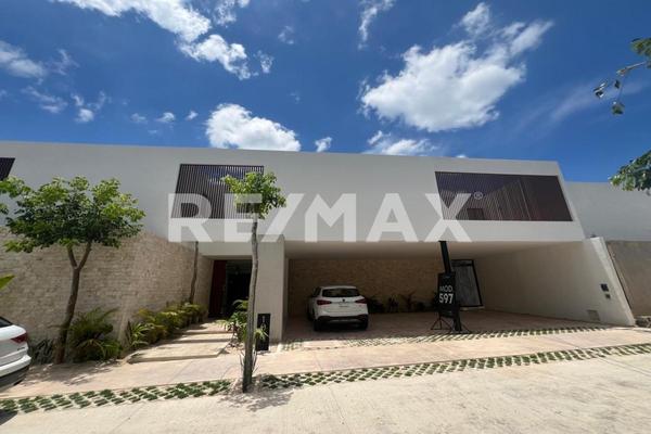 Foto de inmueble en El Origen, Col. Xcanatún C.P. 97302, Mérida