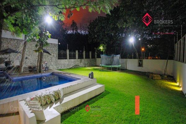 Foto de inmueble en  , Col. El Palomar Secc Bosques C.P. 45643, Tlajomulco de Zúñiga