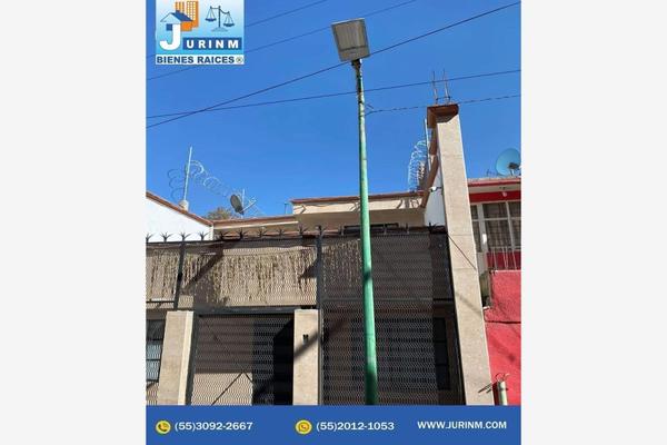 Foto de inmueble en  , Col. El Paraíso C.P. 09230, Iztapalapa